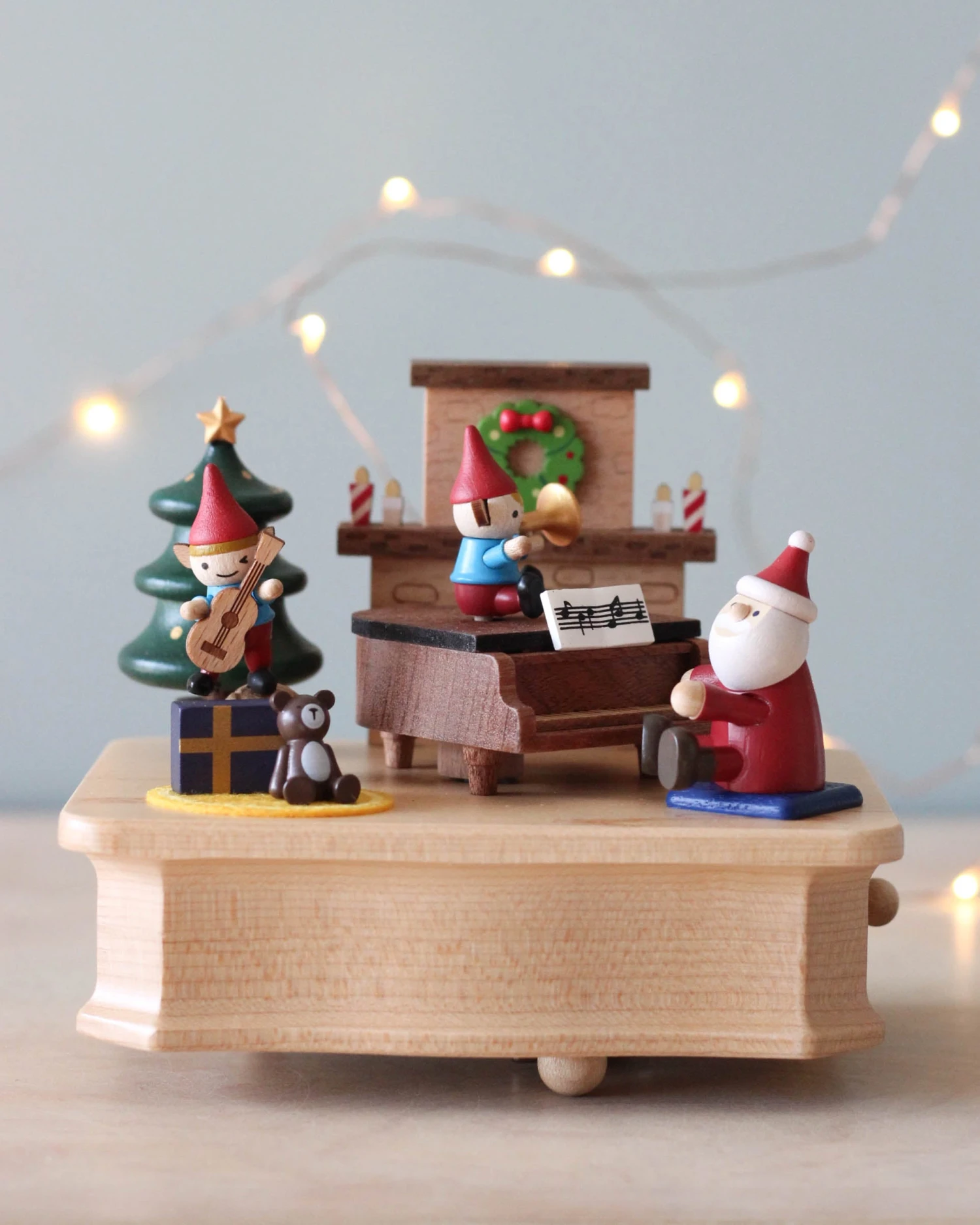 Pre-order: Santa's Christmas Concert Music Box (ships Early November) - Image 3